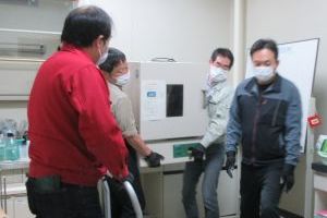 運搬の様子 移設の様子