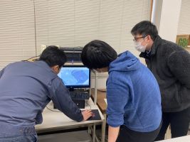 製作、技術指導の様子 製作、技術指導の様子