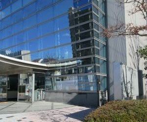 飯塚市立図書館・飯塚館 飯塚市立図書館・飯塚館