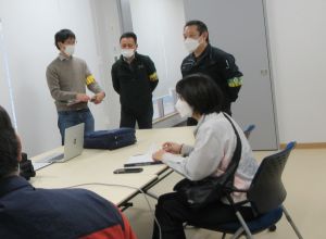 情報交換の様子 情報交換の様子